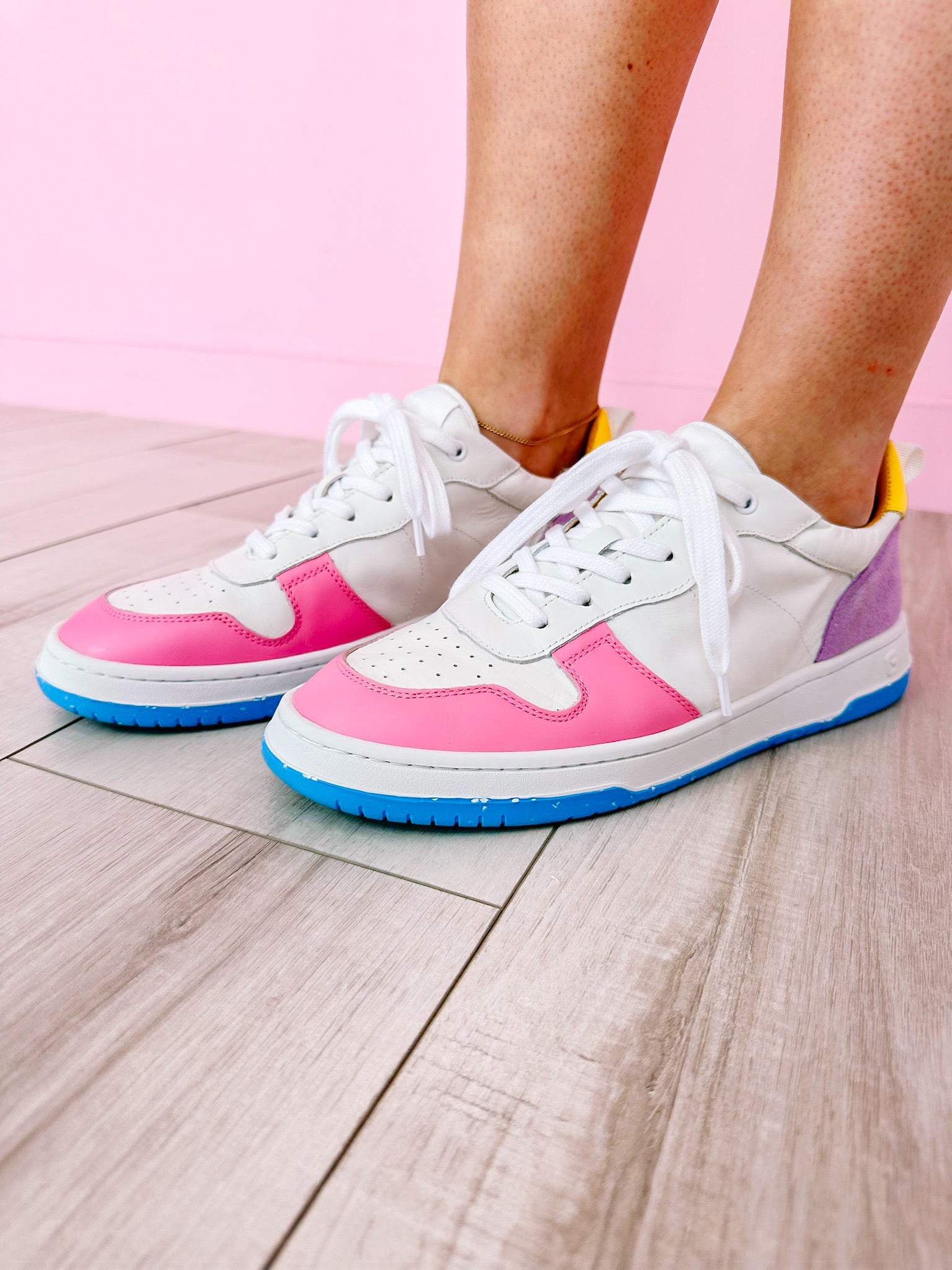 IN STYLE COLORBLOCK SNEAKER - STYLE
