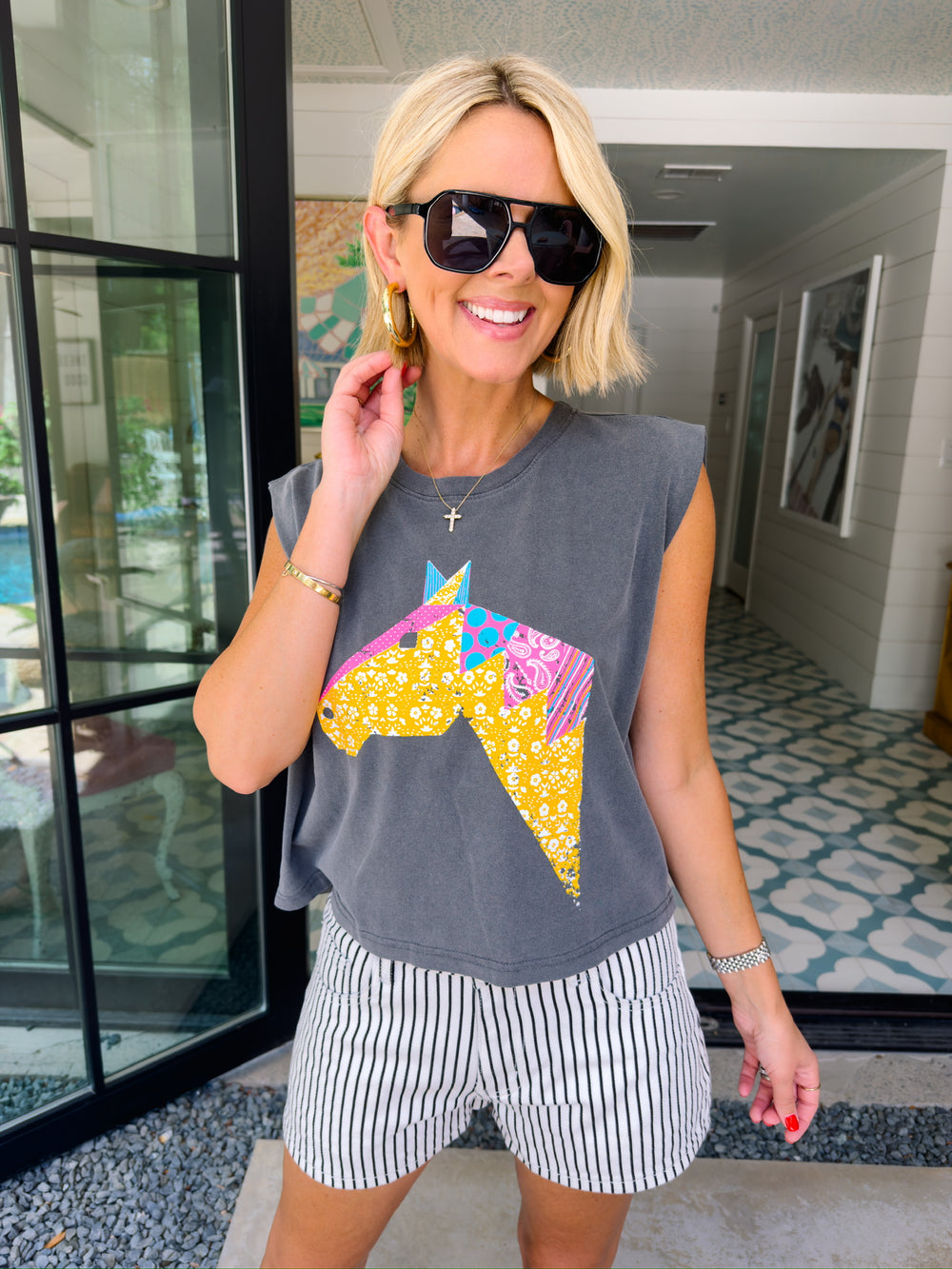 QUILTED HORSE MUSCLE TEE - WASHED BLACK