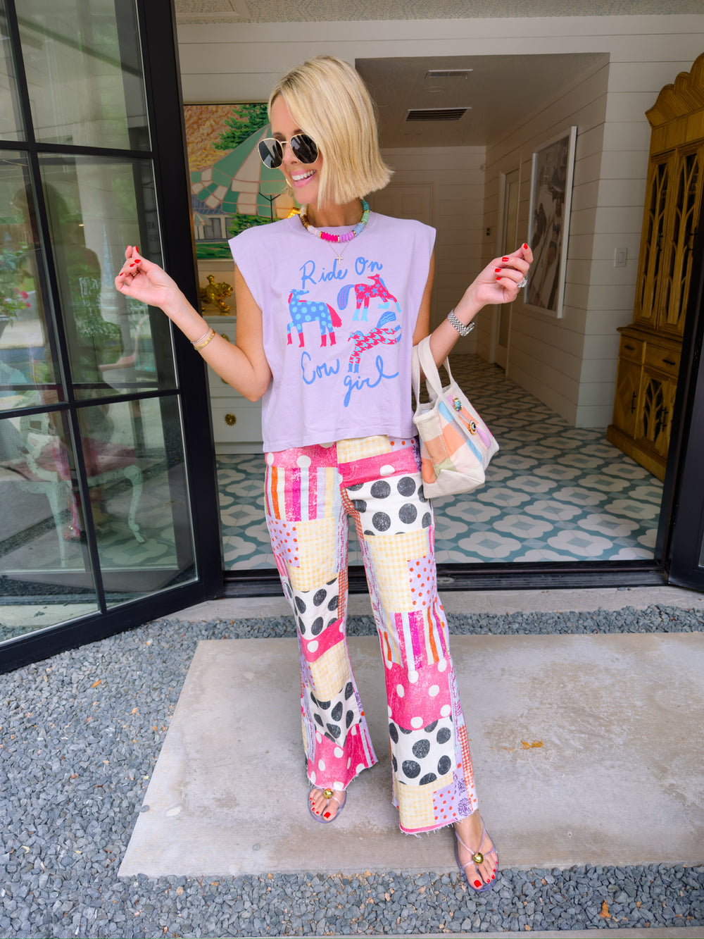 PLAYFUL PATCH RAW HEM JEANS - PINK