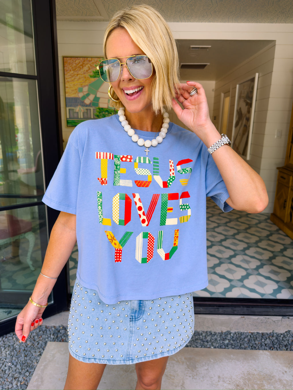 JESUS LOVES YOU BOHO PATTERN TEE - WASHED BLUE