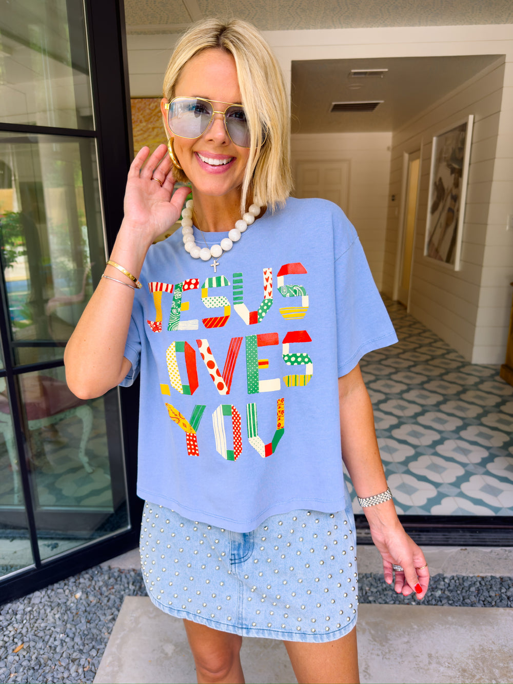 JESUS LOVES YOU BOHO PATTERN TEE - WASHED BLUE
