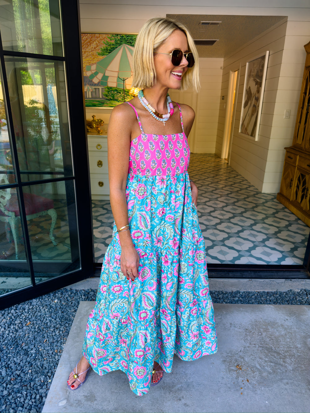 EMBRACE THE MOMENT FLORAL CONTRAST MIDI DRESS - BLUE/PINK