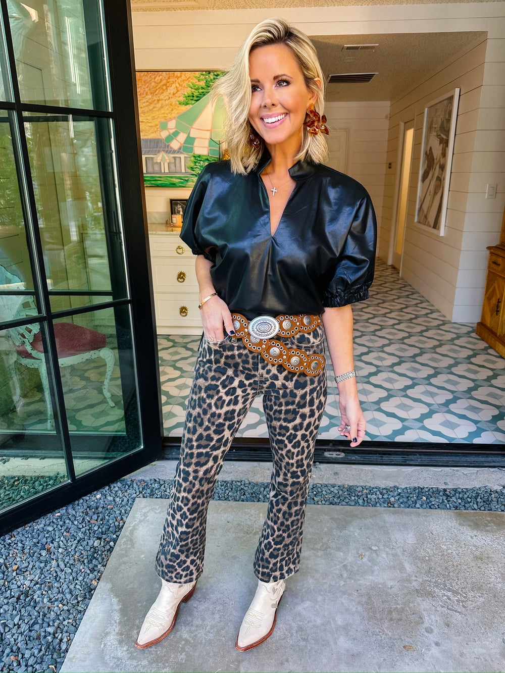 LIVE IN THE MOMENT LEATHER PUFF SLEEVE TOP - BLACK