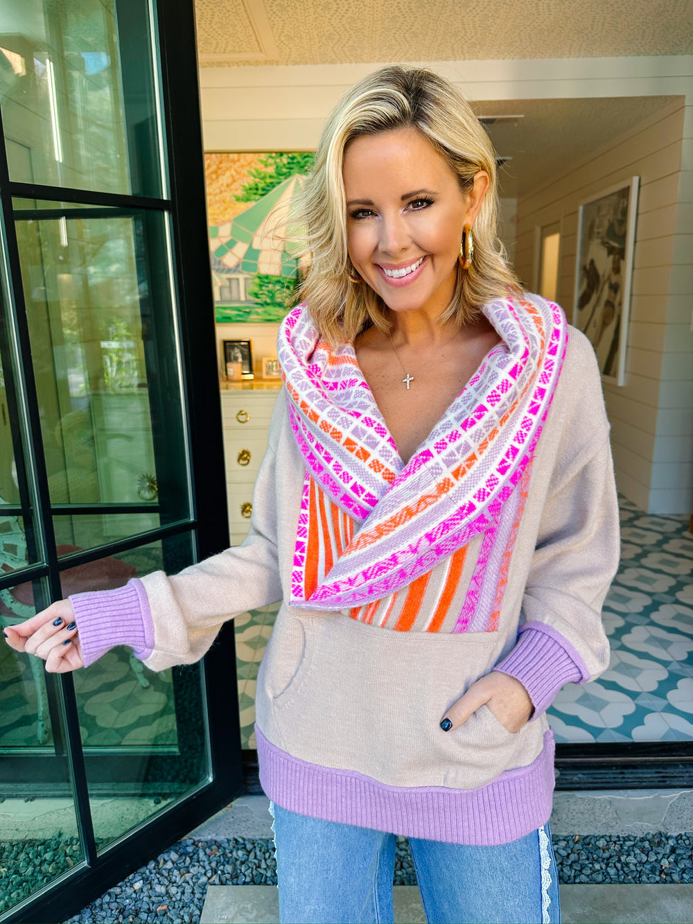 FOLKLORE CROSSOVER HOODIE - OATMEAL