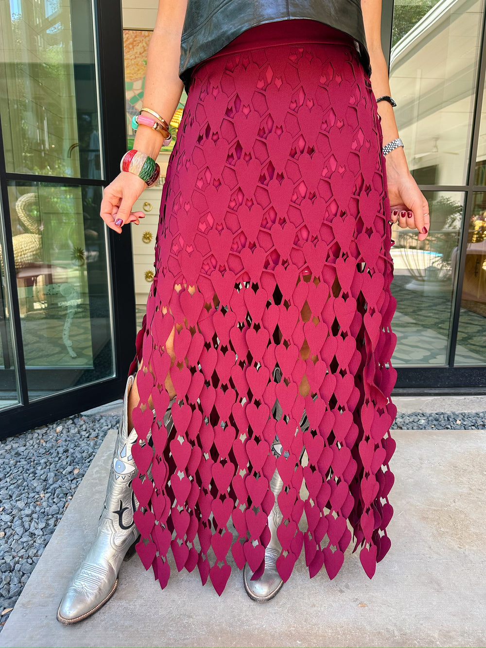 HEARTFELT FRINGE SKIRT - WINE