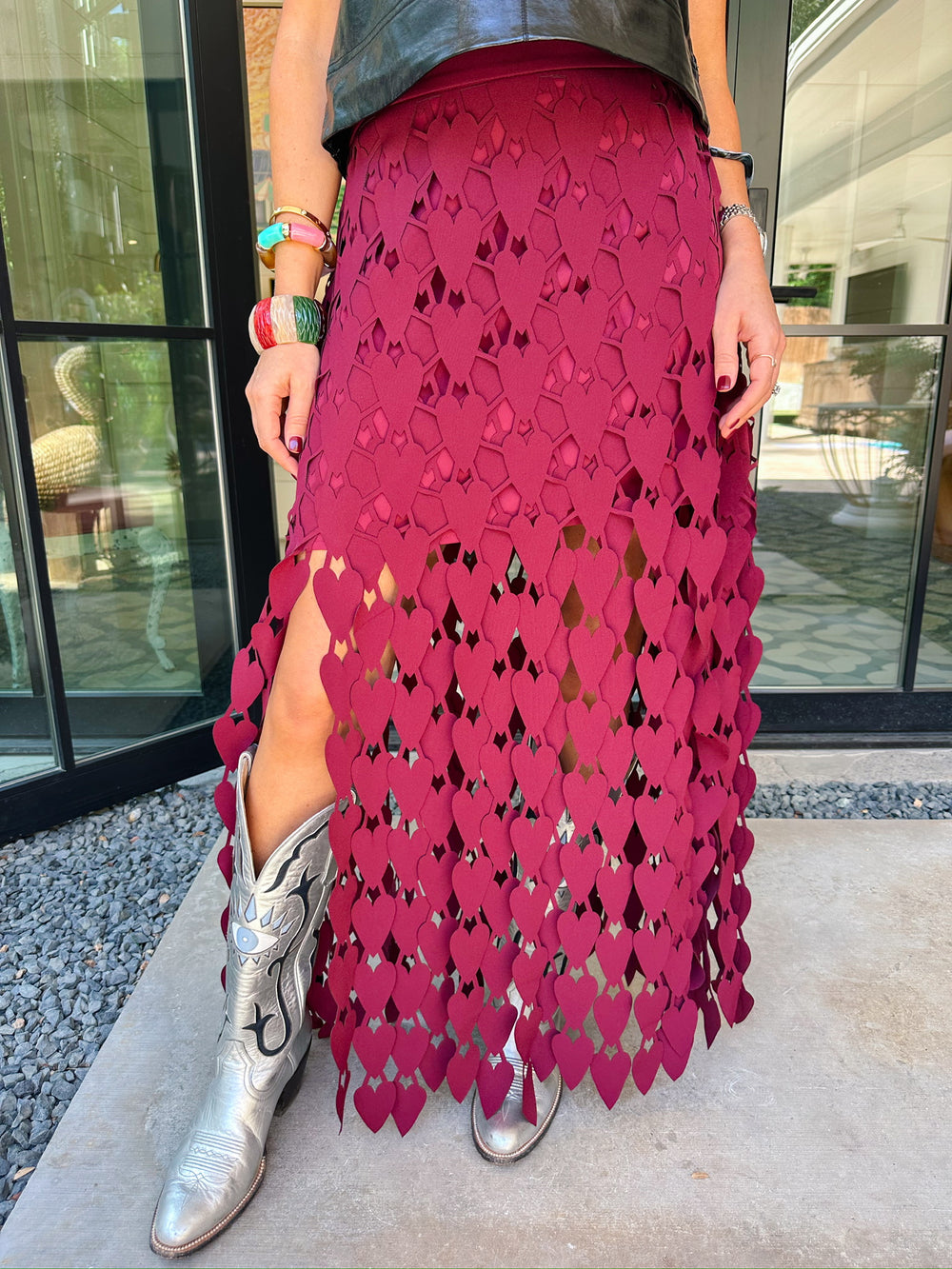 HEARTFELT FRINGE SKIRT - WINE