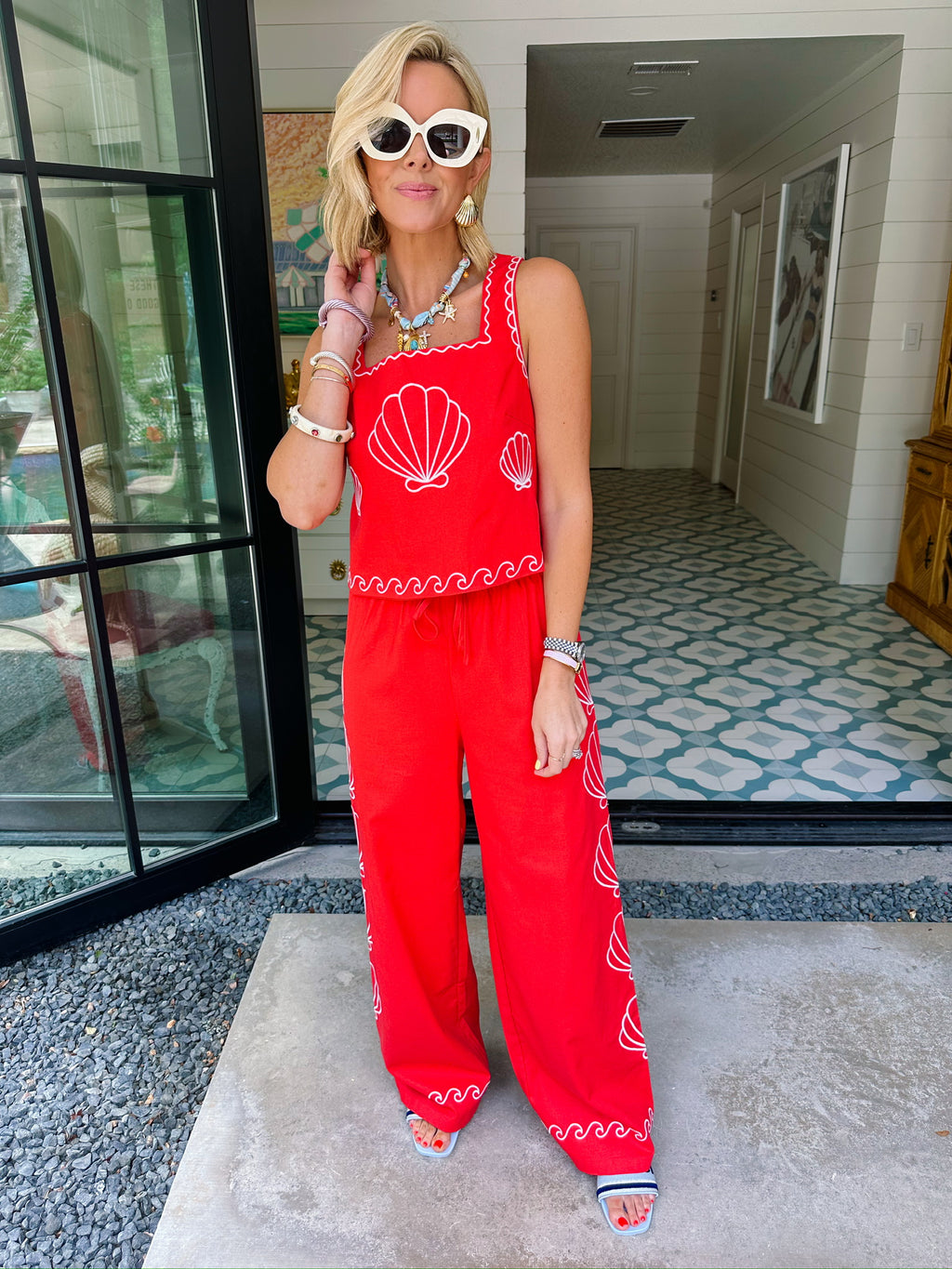 ISLAND ESCAPE SEASHELL PANT SET - RED