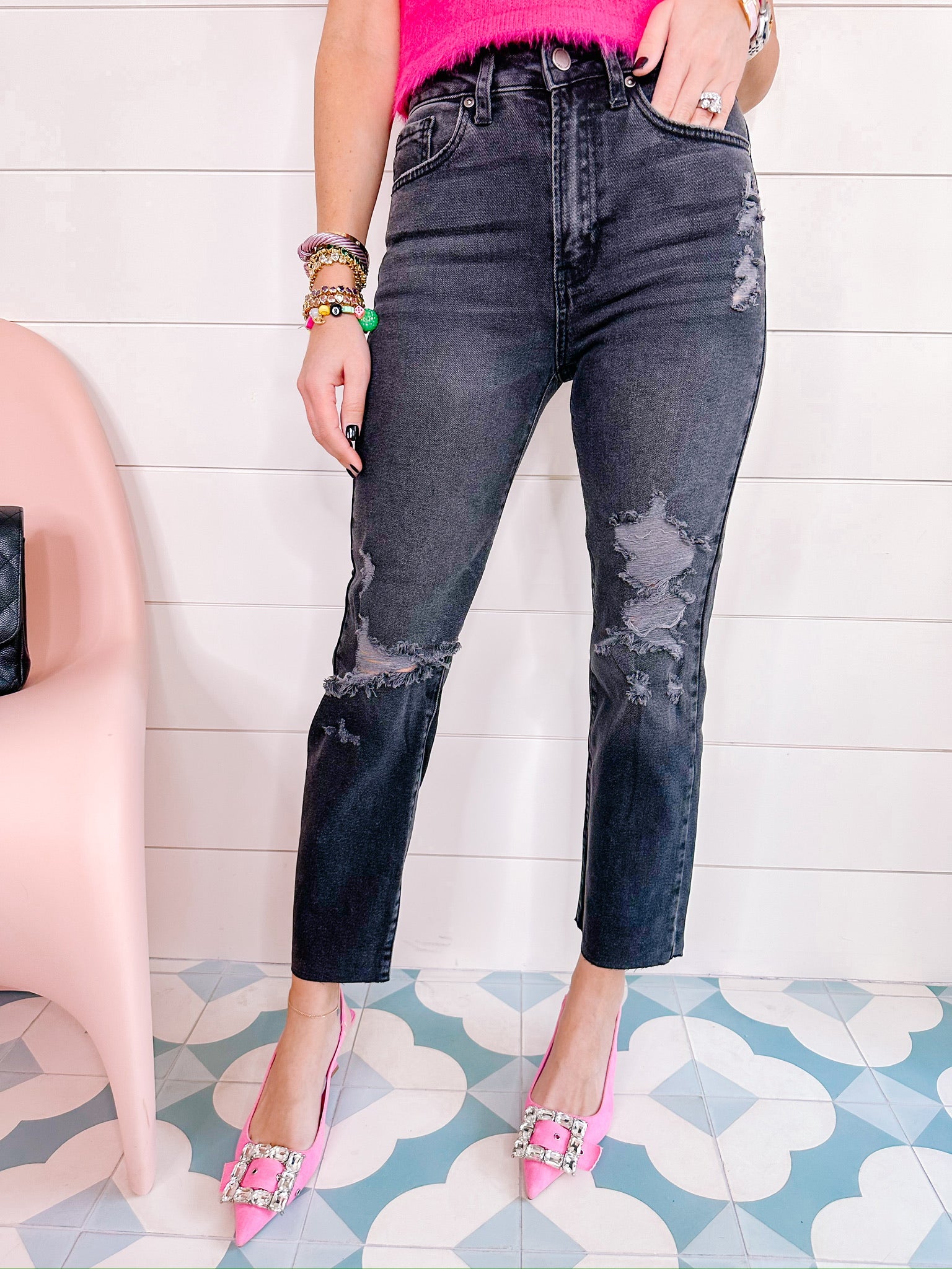 KYLIE KNEE BUST STRAIGHT JEAN - WASHED BLACK