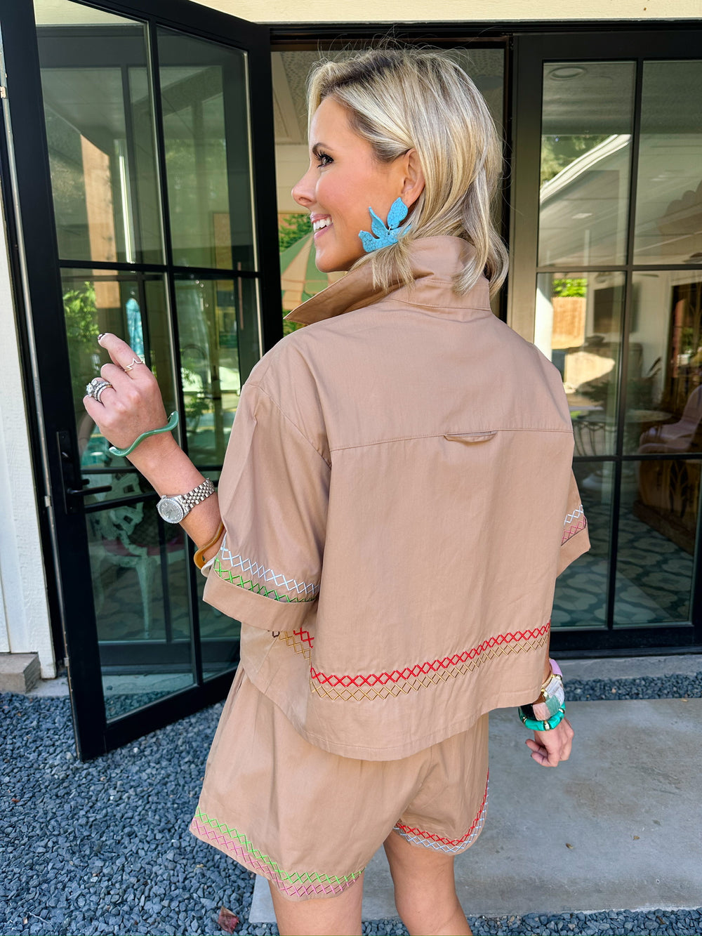 TURKEY STITCH TRIM BUTTON UP COLLAR TOP - TAN