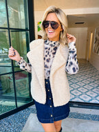LAYER UP SHERPA VEST - CREAM
