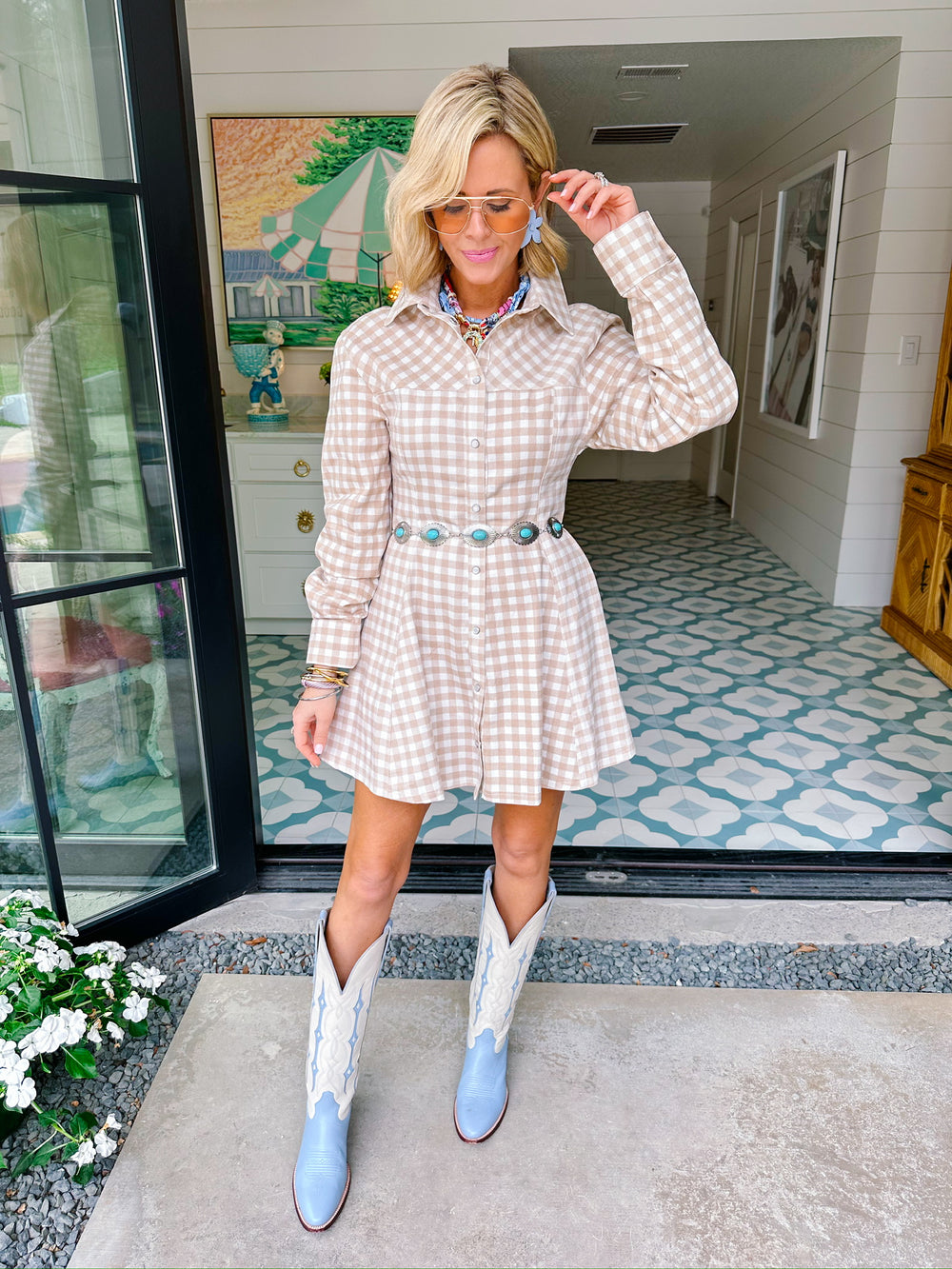 STAND BY YOU GINGHAM PEARL SNAP DRESS - TAN