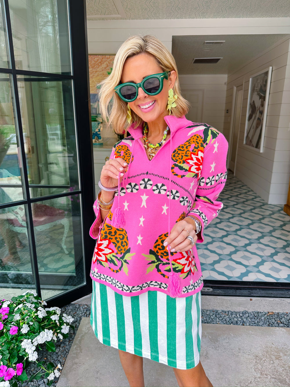 WILD SIDE PARADISE VNECK SWEATER - PINK