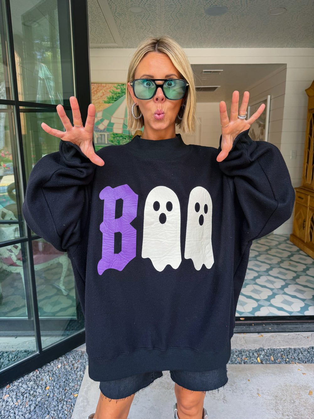 BOO REVERSIBLE MOCK NECK SWEATSHIRT - BLACK