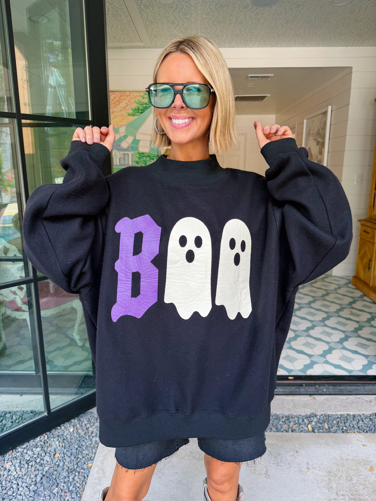 BOO REVERSIBLE MOCK NECK SWEATSHIRT - BLACK