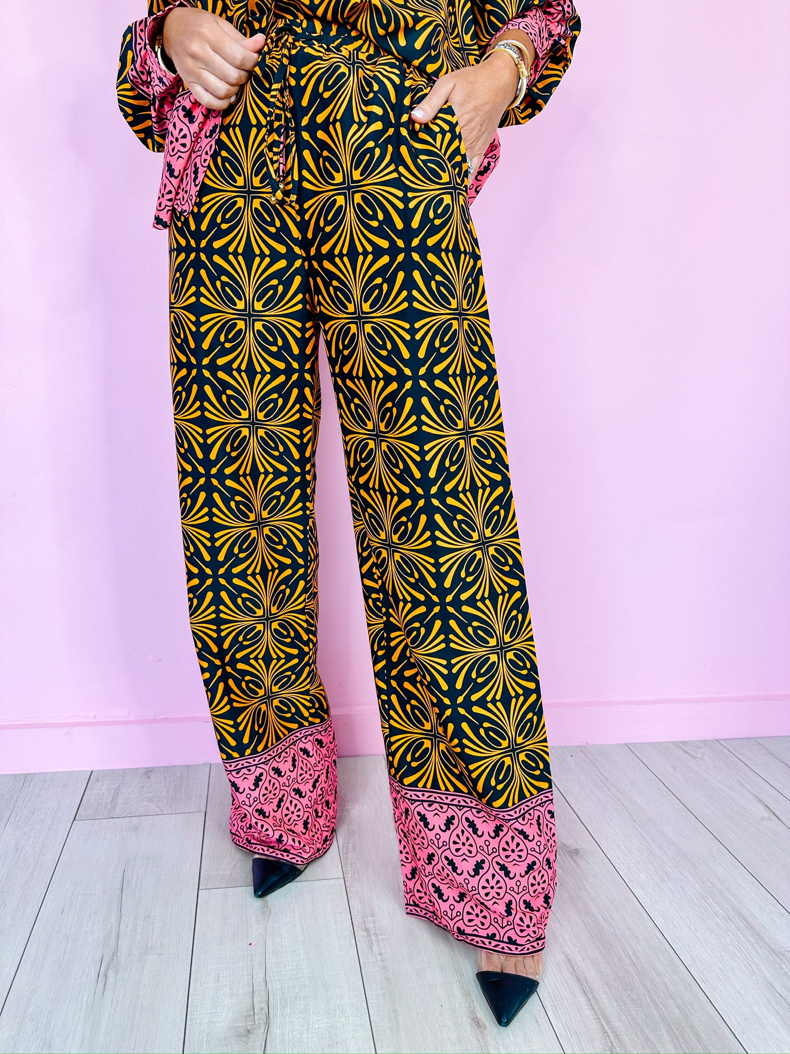 ORNATE FLARE PINK BORDER WIDE LEG PANT - BLACK