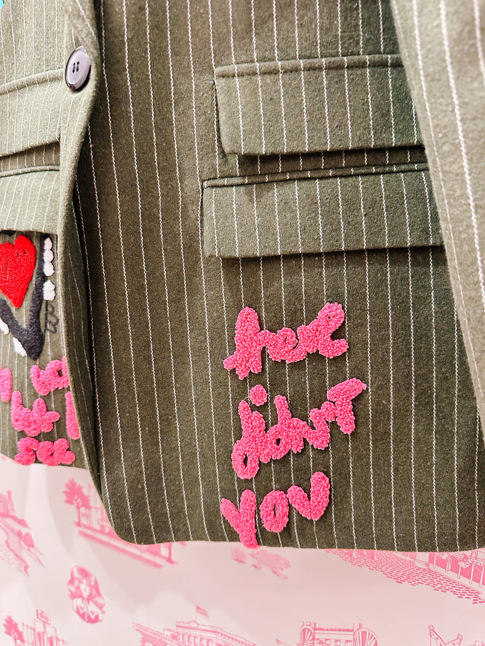 ALAYNA GIRL GANG PINSTRIPE BLAZER - GREEN