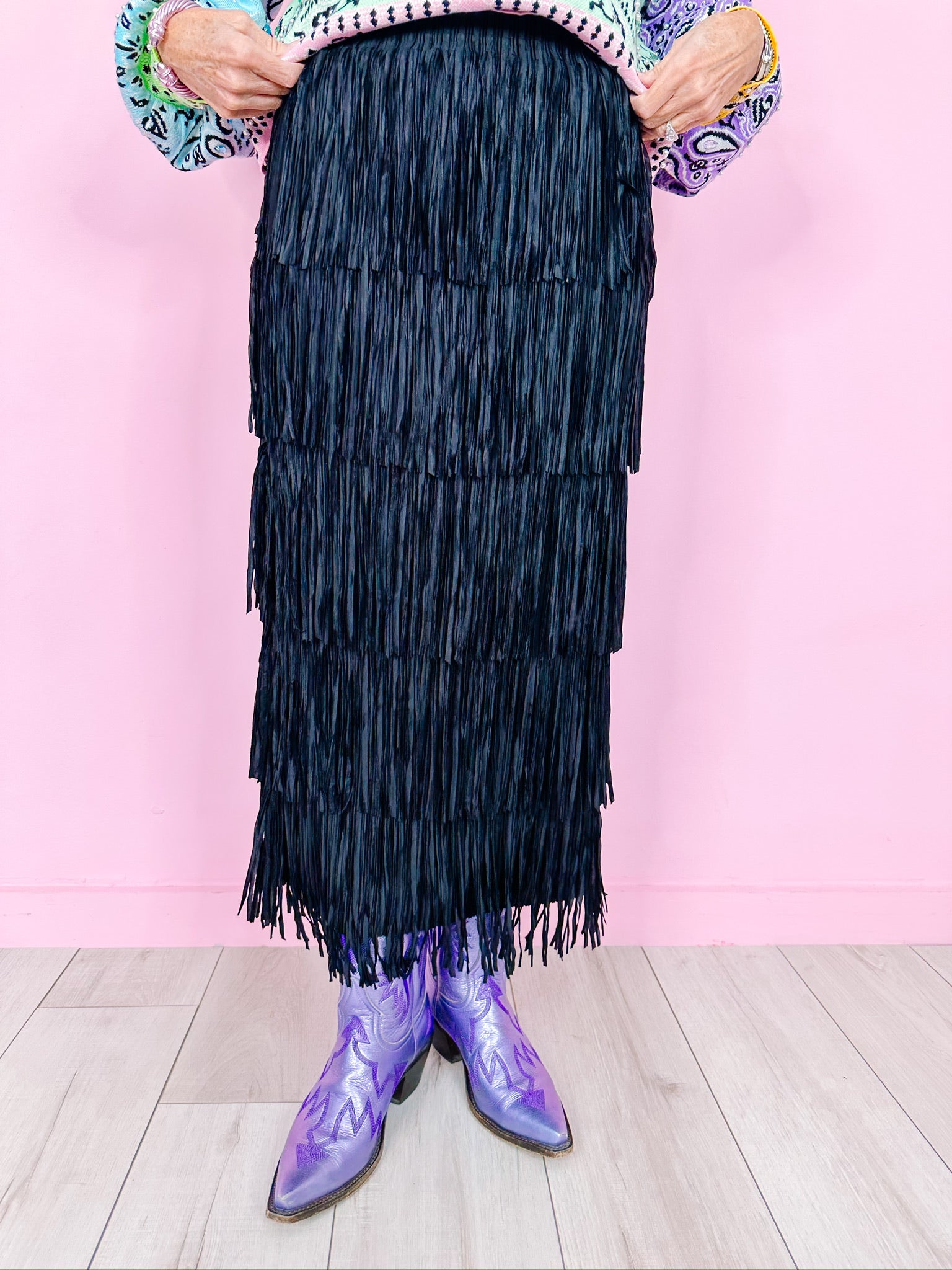 TOP TIER FRINGE MIDI SKIRT - BLACK