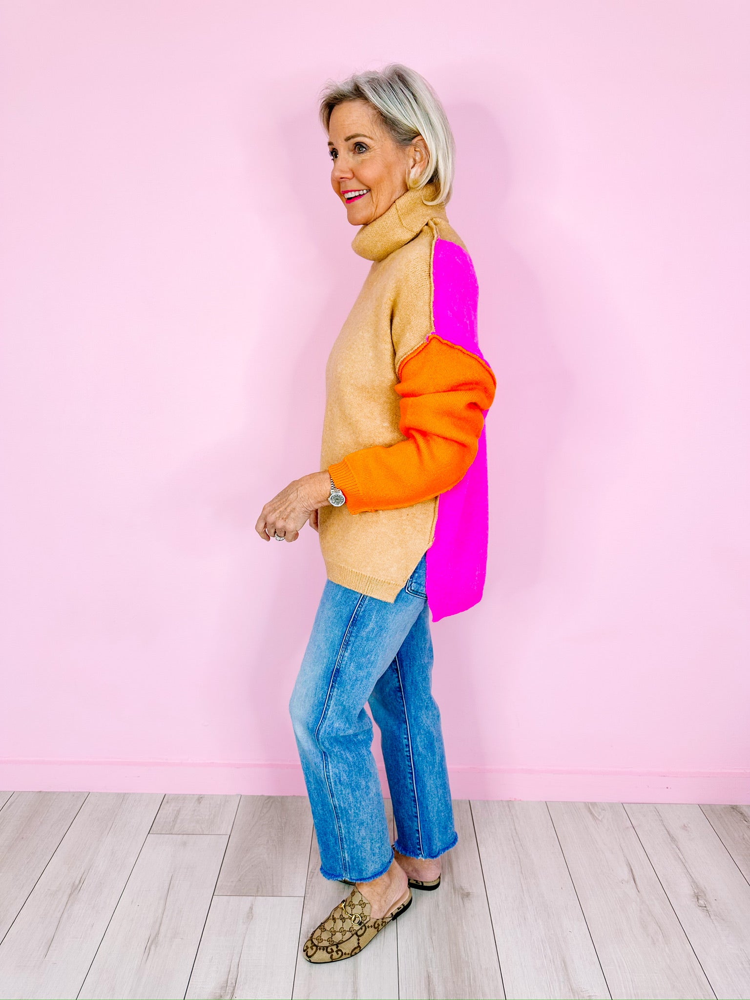 LATTE PLEASE TURTLENECK COLORBLOCK SWEATER - ORANGE/PINK