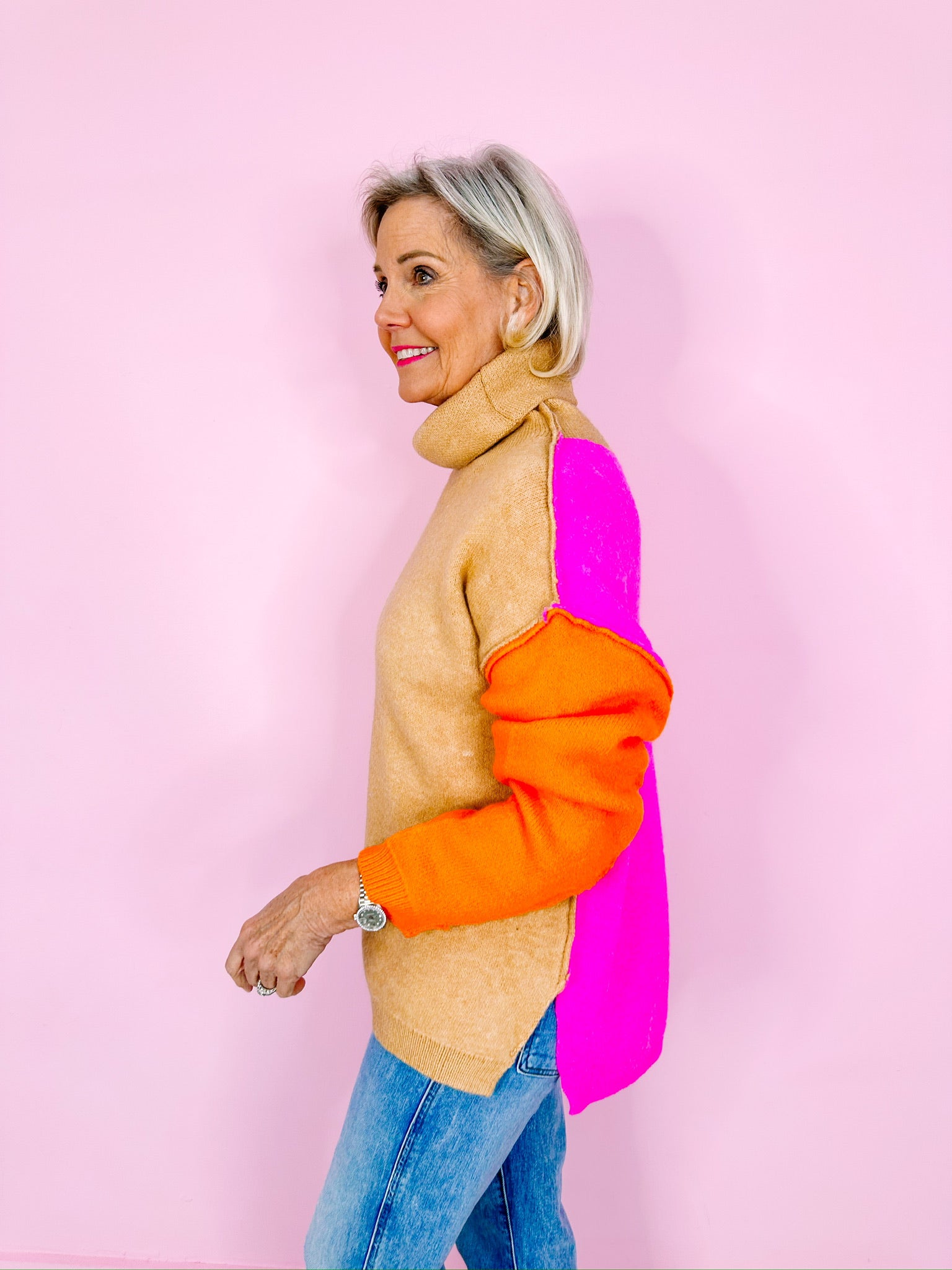 LATTE PLEASE TURTLENECK COLORBLOCK SWEATER - ORANGE/PINK