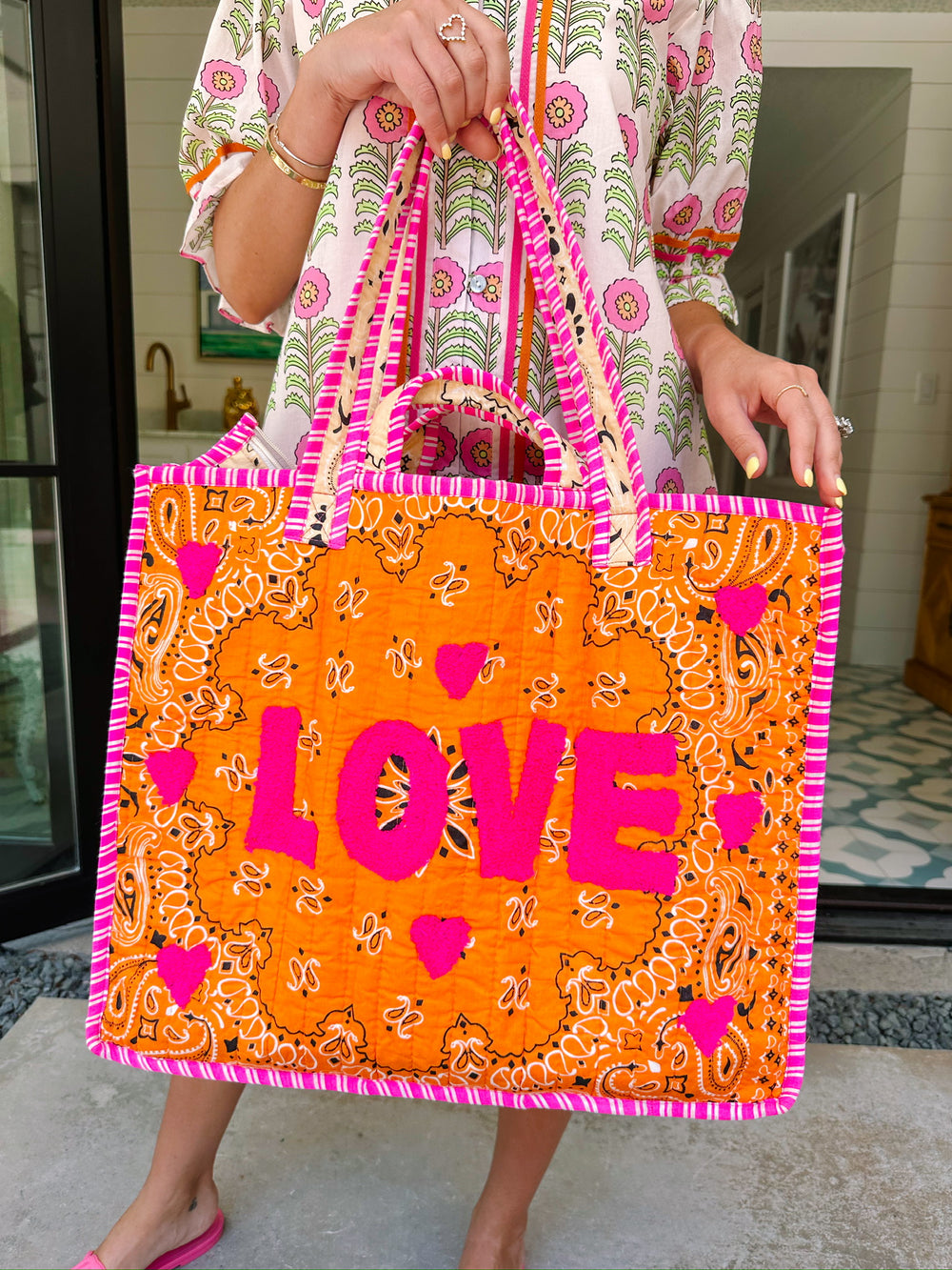LOVE OUT LOUD BANDANA COLORBLOCK TOTE BAG - ORANGE