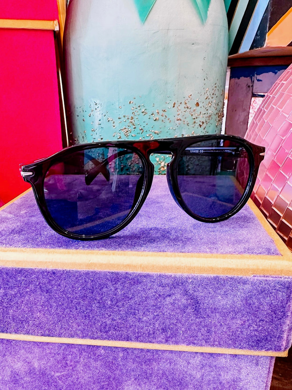 REMI ROUND SUNGLASSES - BLACK