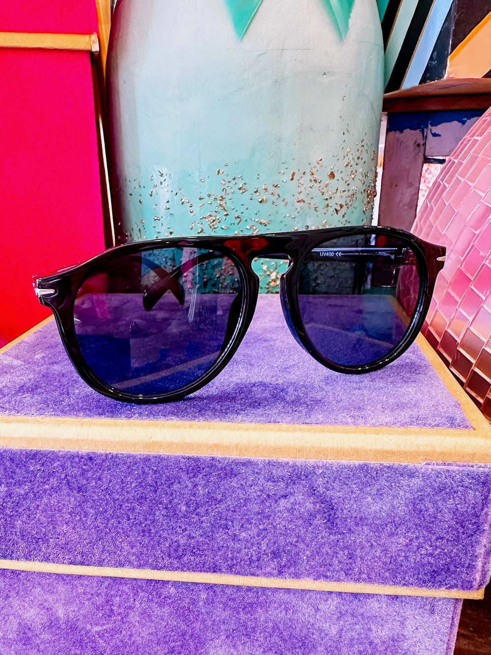 REMI ROUND SUNGLASSES - BLACK