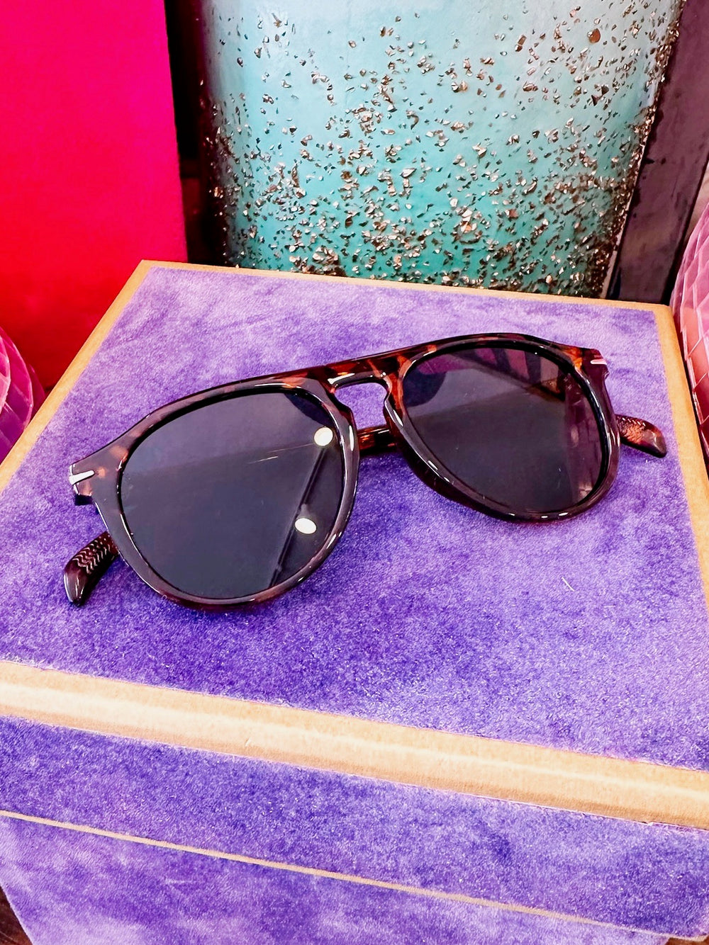 REMI ROUND SUNGLASSES - TORTOISE