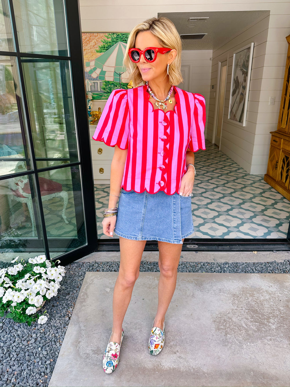 HERE FOR THE SCALLOPS STRIPE TOP - RED/PINK