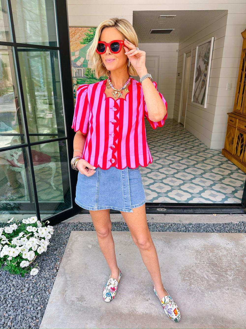 HERE FOR THE SCALLOPS STRIPE TOP - RED/PINK