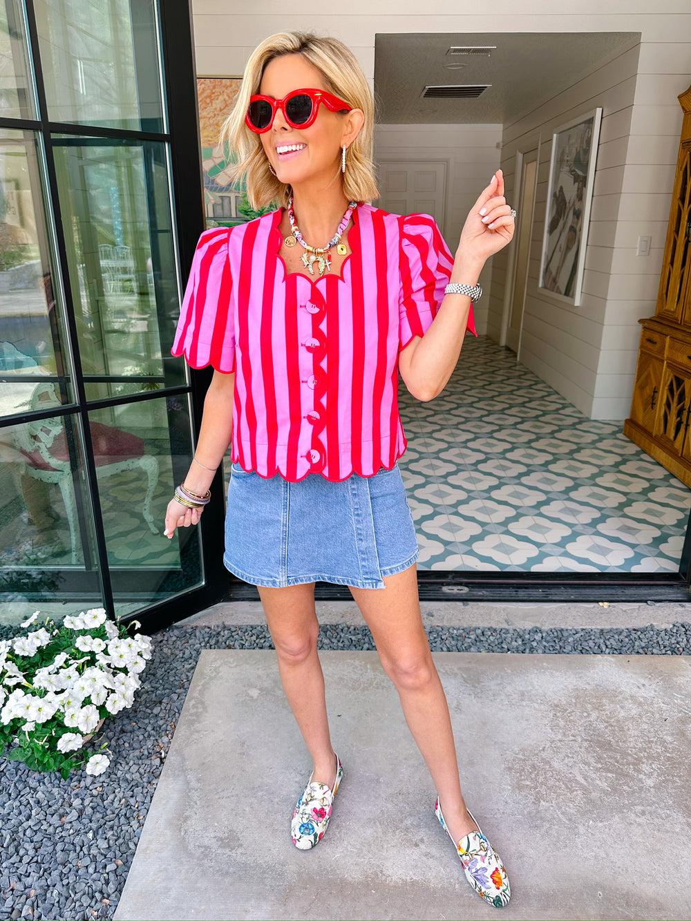 HERE FOR THE SCALLOPS STRIPE TOP - RED/PINK