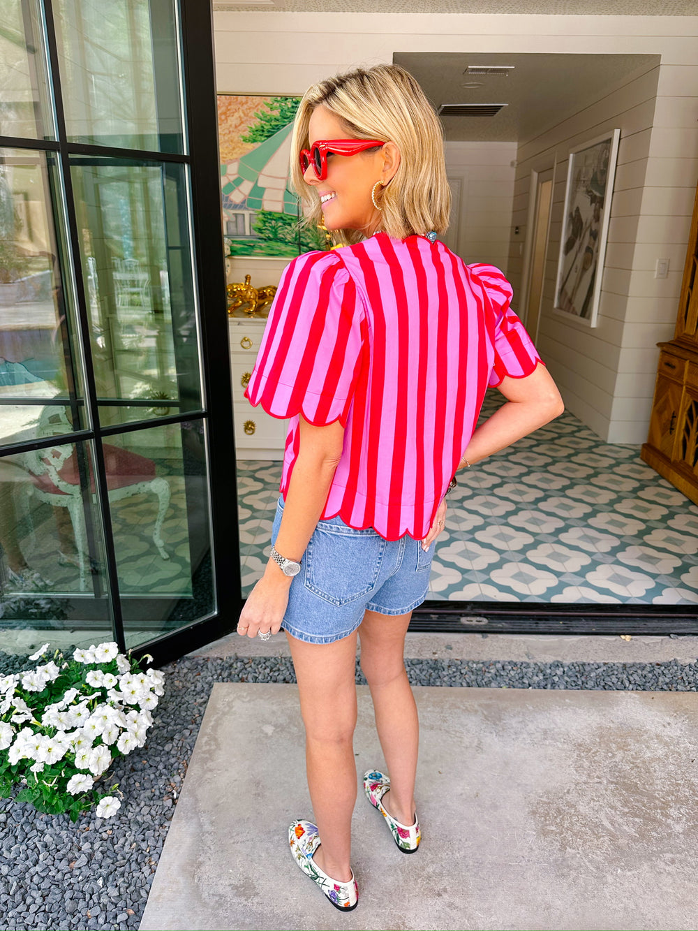 HERE FOR THE SCALLOPS STRIPE TOP - RED/PINK