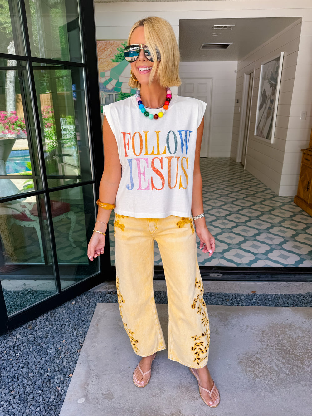 FOLLOW JESUS SKETCH MUSCLE TEE - IVORY