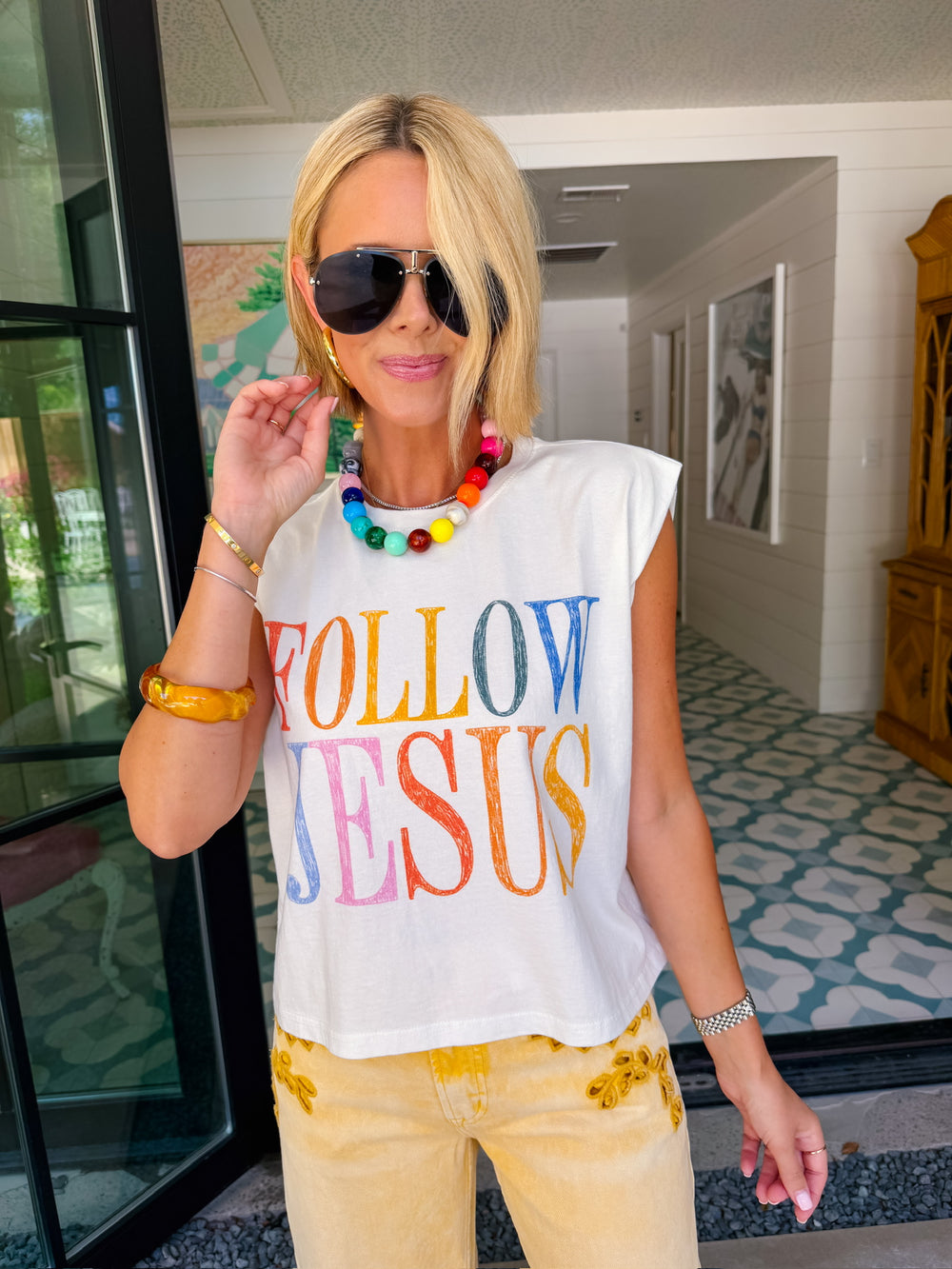 FOLLOW JESUS SKETCH MUSCLE TEE - IVORY