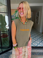 CLUB JESUS MUSCLE TEE - OLIVE