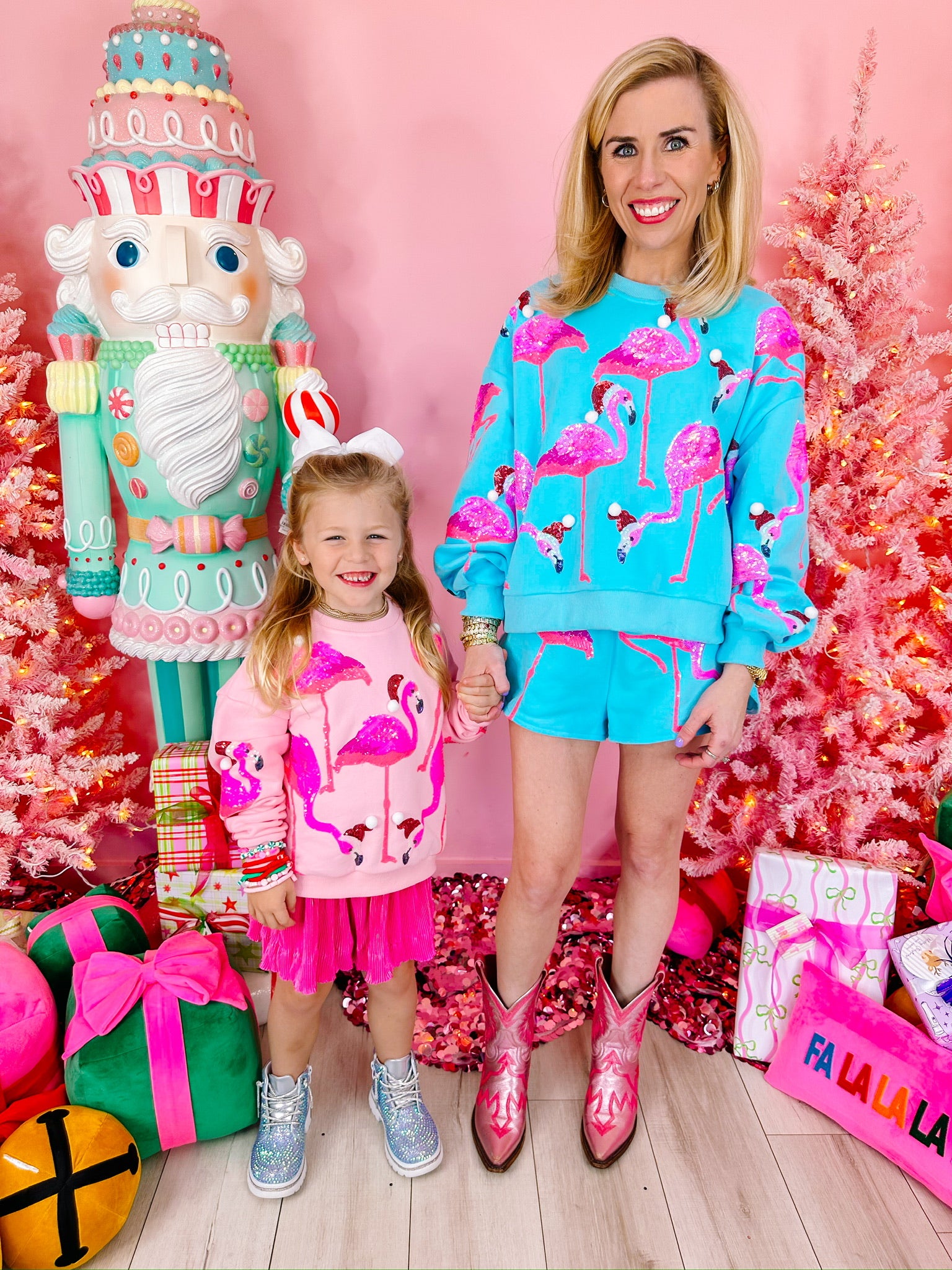 FLAMINGO SANTA HAT SWEATSHIRT - AQUA