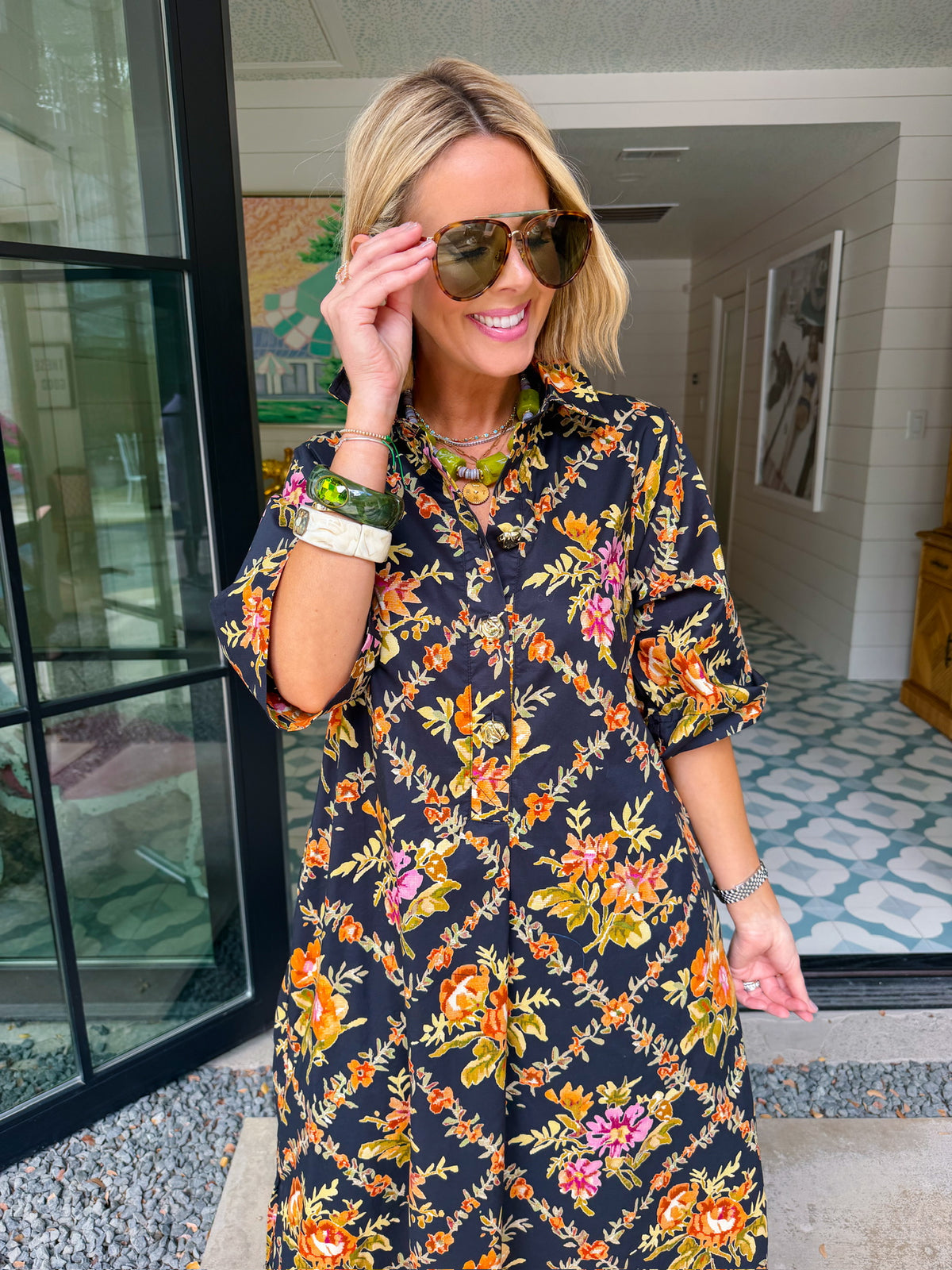 TANGLED IN BETWEEN THE FLORAL TRELLIS MIDI DRESS - BLACK