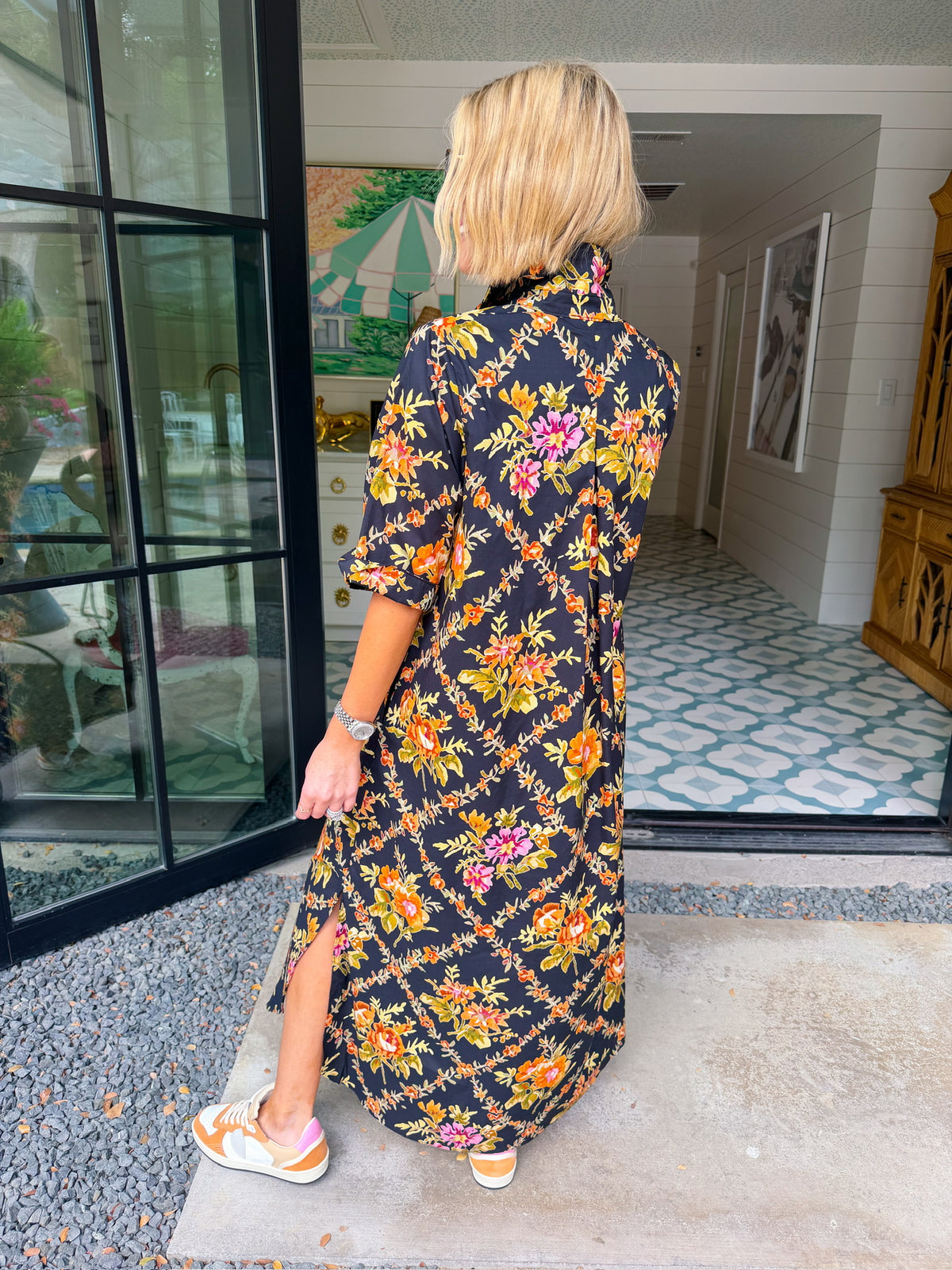 TANGLED IN BETWEEN THE FLORAL TRELLIS MIDI DRESS - BLACK