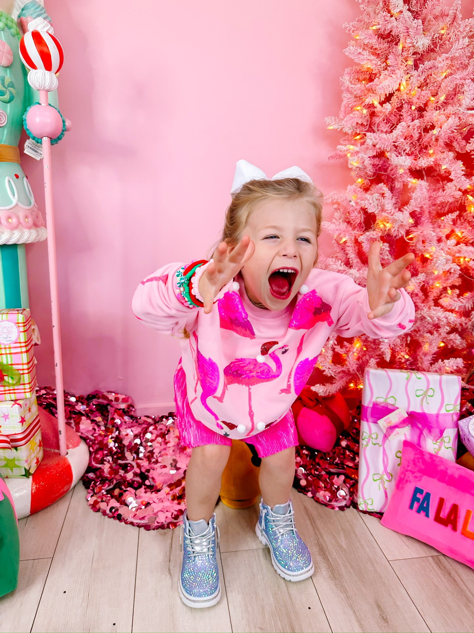 KIDS PLEATED SWING SHORTS - HOT PINK