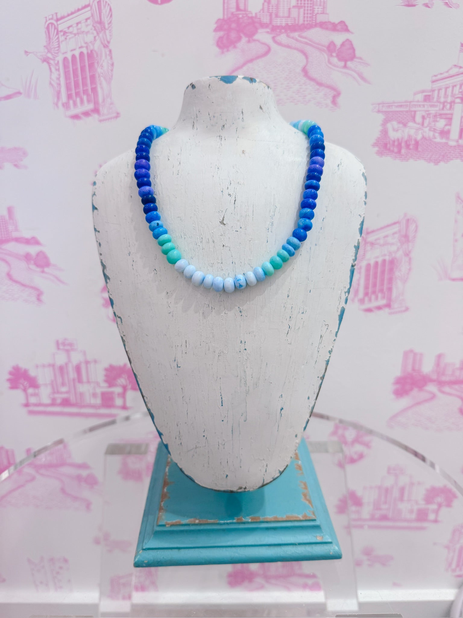 BEADED SHORT NECKLACE
