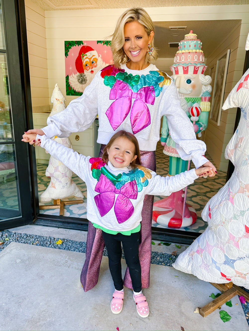 KIDS METALLIC WREATH SWEATSHIRT - GREY