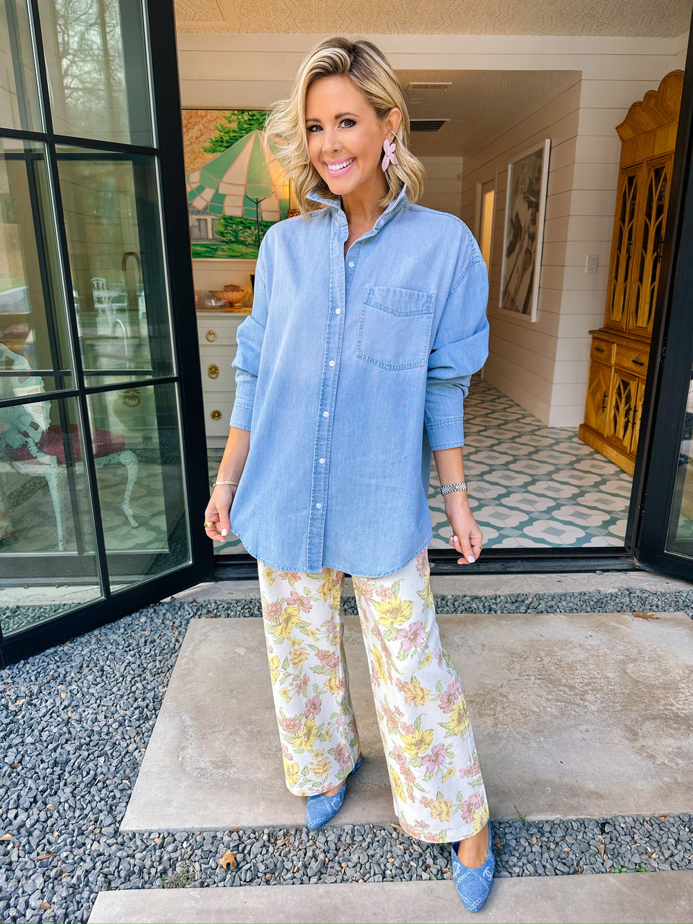 NEVER OUT OF STYLE OMBRE DENIM BUTTON UP TOP