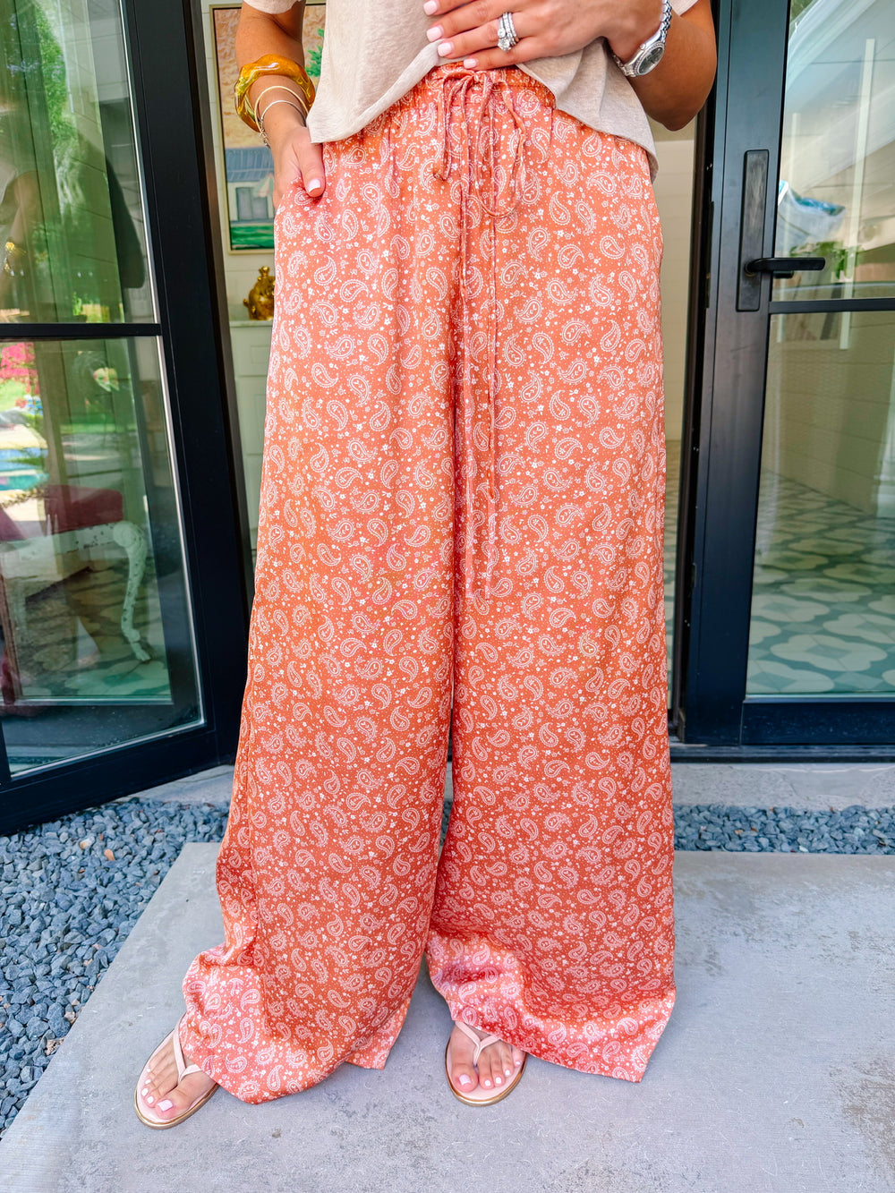IZABEL PAISLEY WIDE LEG PANT - ORANGE