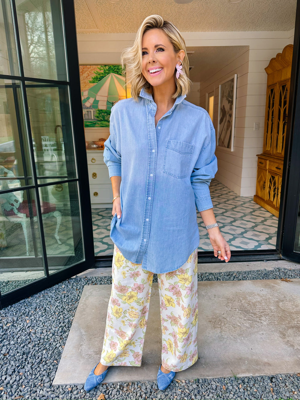 NEVER OUT OF STYLE OMBRE DENIM BUTTON UP TOP