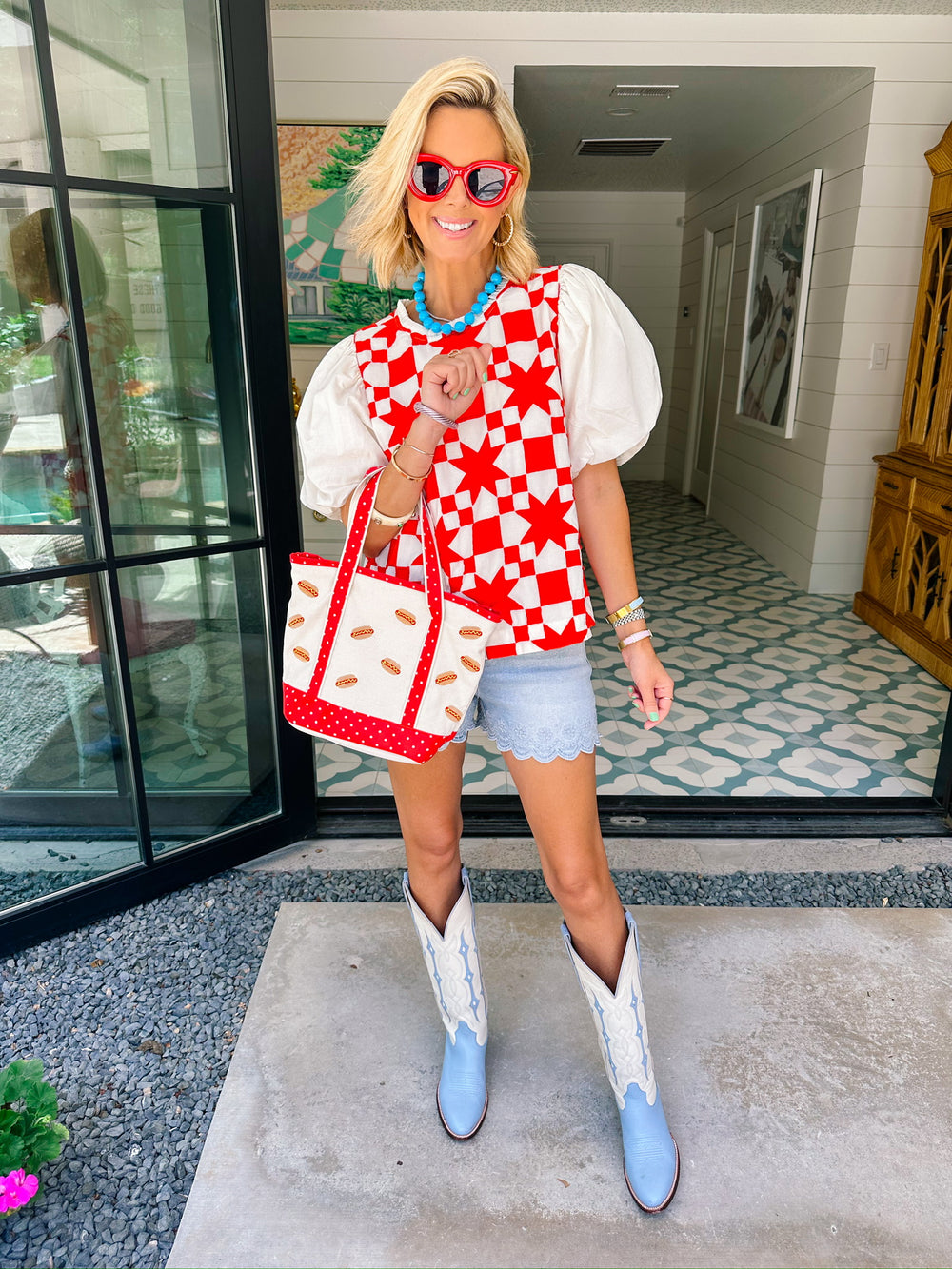 HOT DOG CROSSBODY TOTE