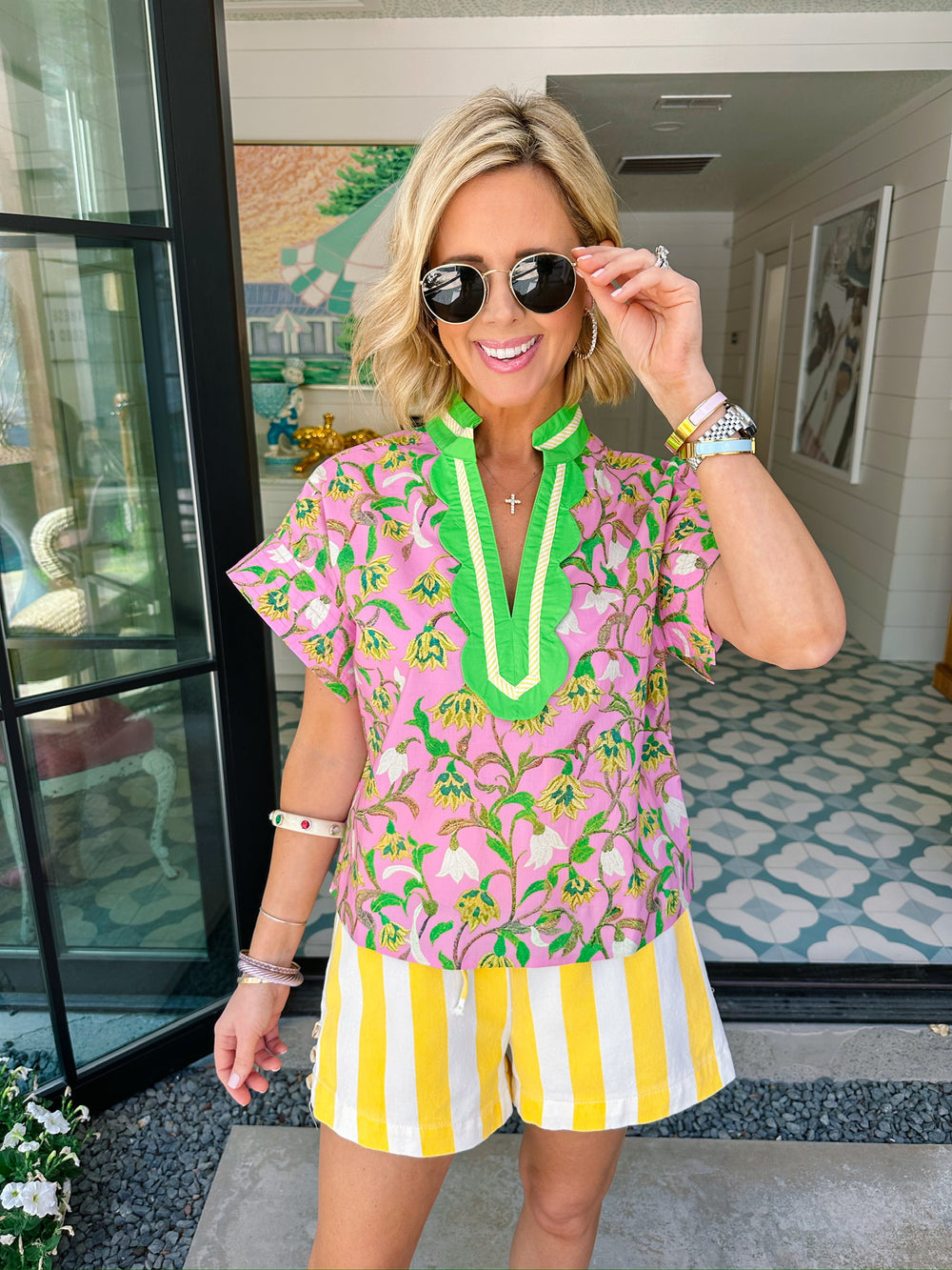 CALL ME WONDERFUL FLORAL VNECK TOP - PINK/GREEN