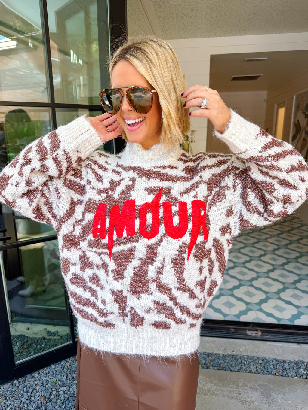 AMOUR TIGER MOCKNECK SWEATER - IVORY/BROWN