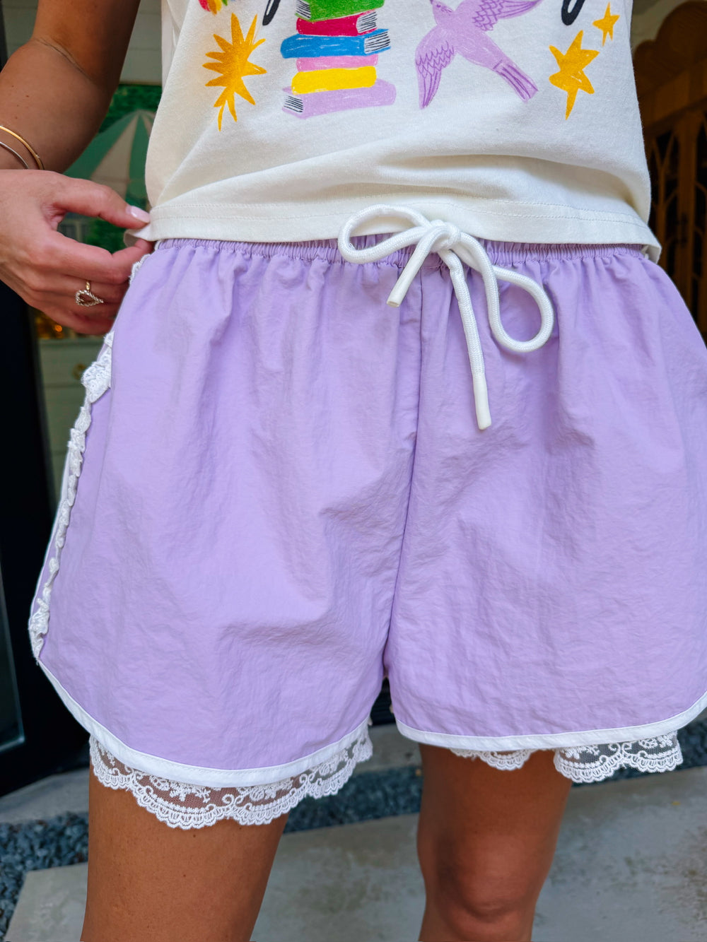 ON THE MOVE LACE TRIM ACTIVE SHORTS - LAVENDER