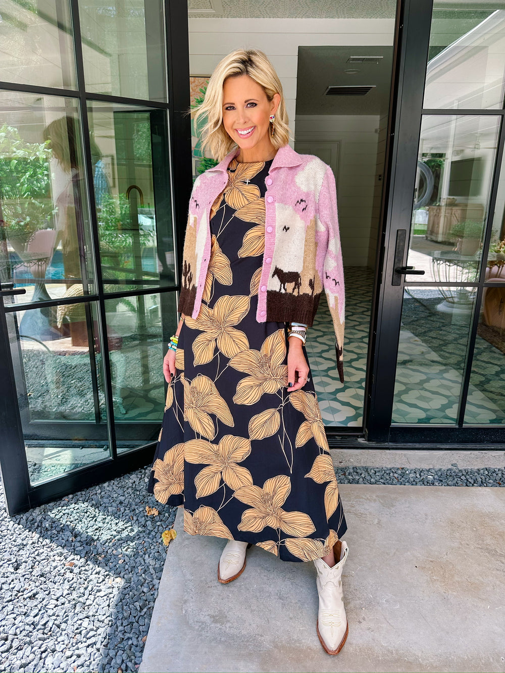 ON THE HORIZON HORSE CARDIGAN - PINK