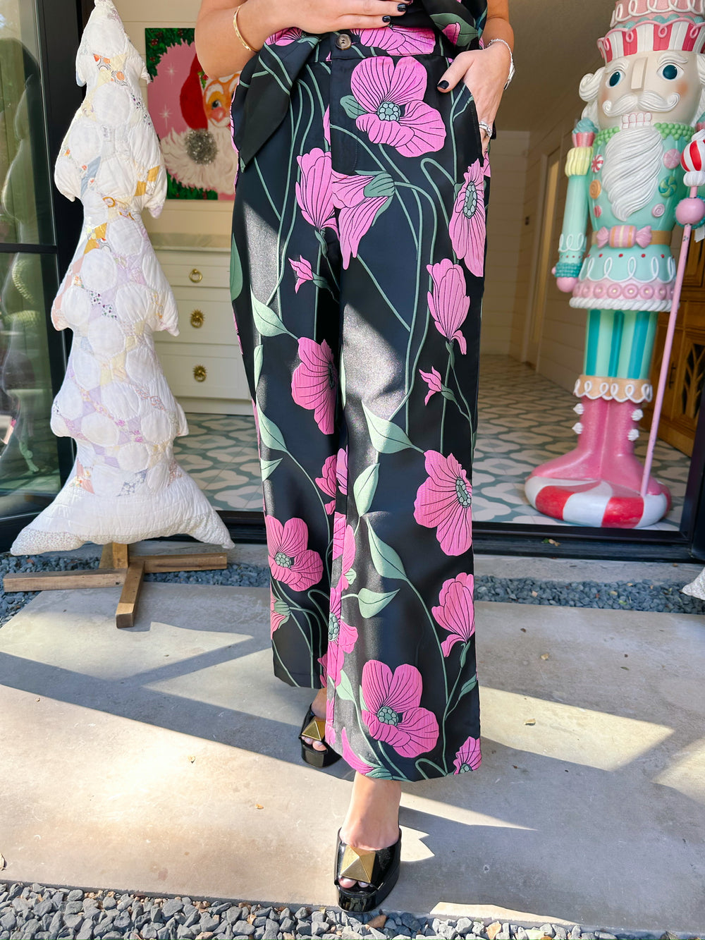 MOVE WITH PURPOSE POPPY PANT SET - BLACK