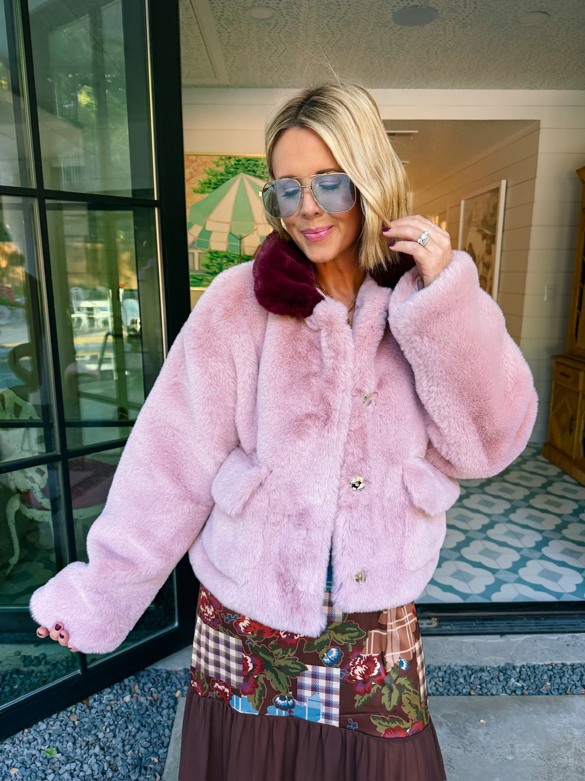 WARMING UP TO YOU CONTRAST FAUX FUR JACKET - ROSE